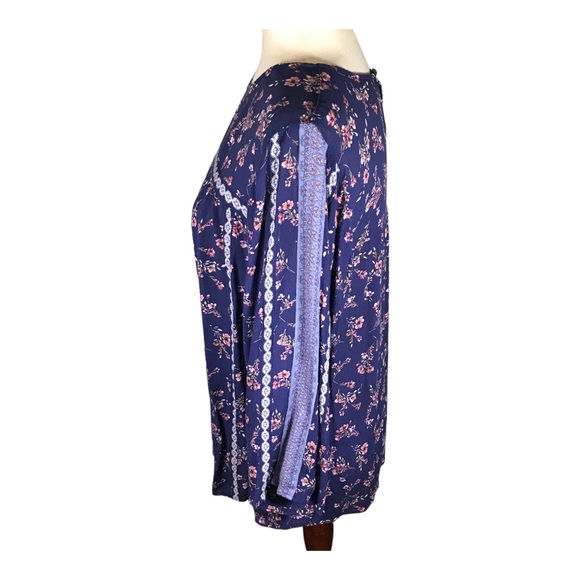 J. Jill Blue Floral Blouse - Picture 4 of 9